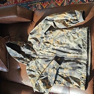The North Face  mid weight hooded shell Camo